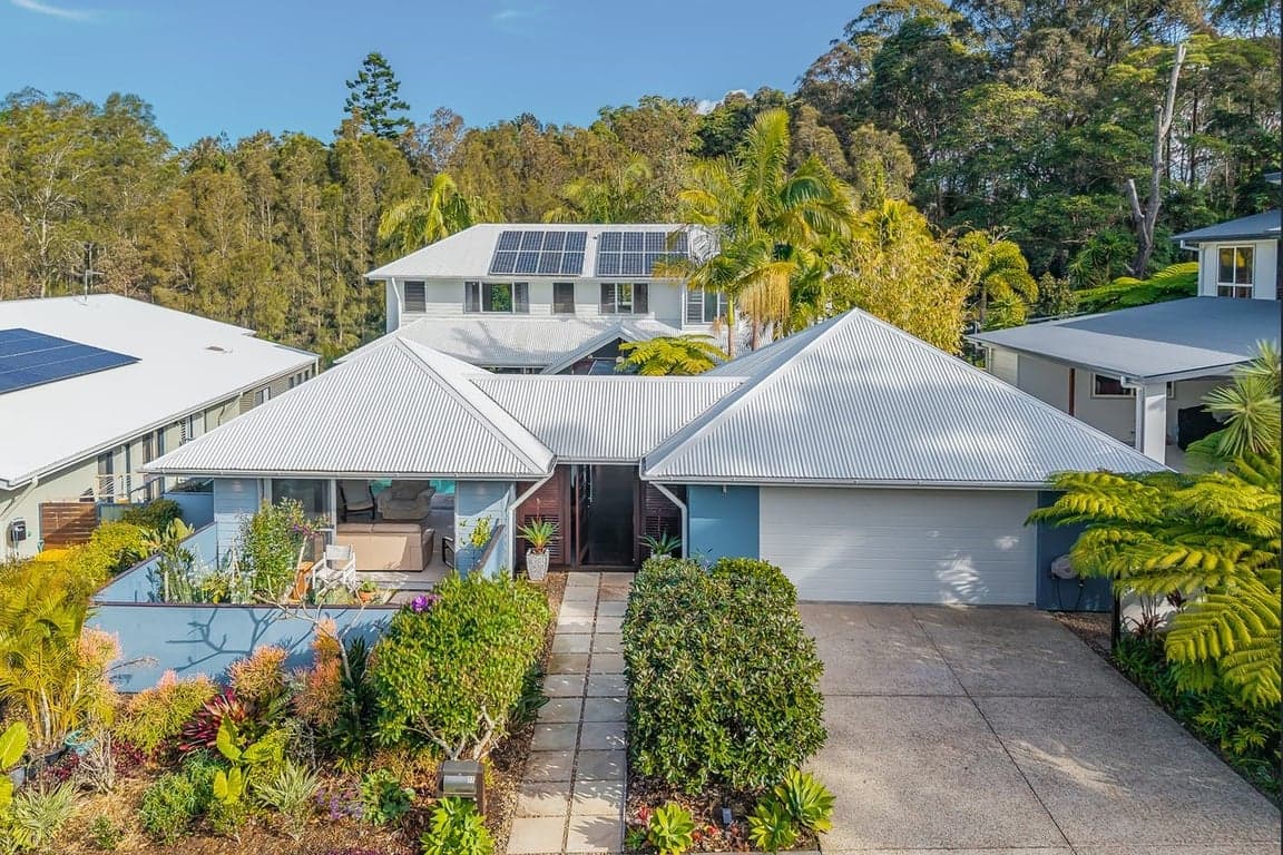 Furnished 4 Bedroom House in Pottsville