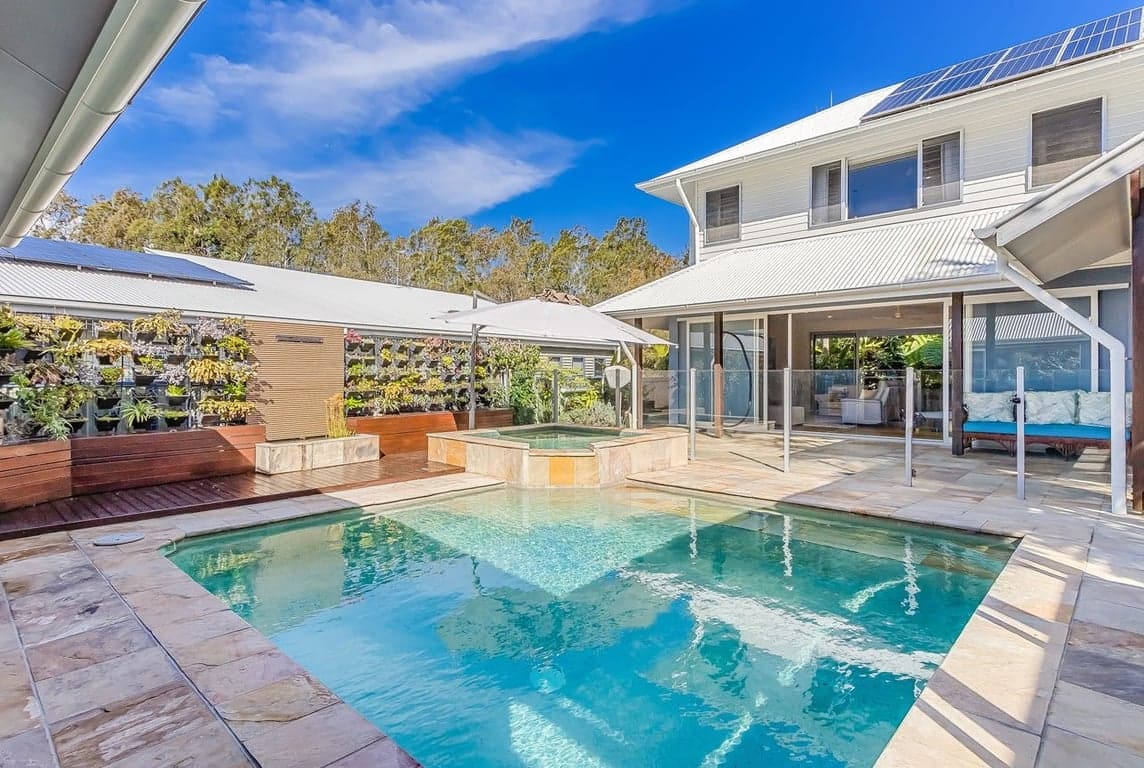 Furnished 4 Bedroom House in Pottsville
