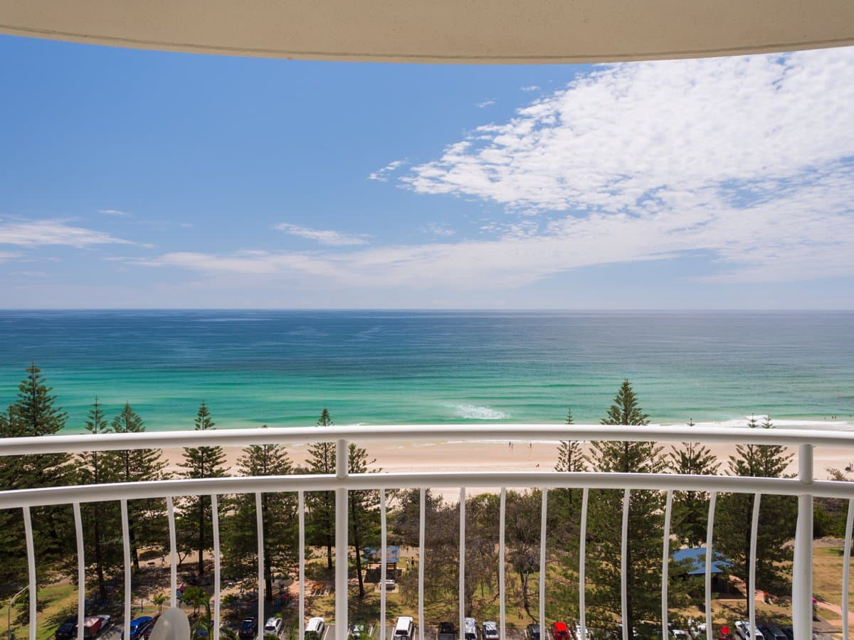 Furnished 2 Bedroom House in Burleigh Heads