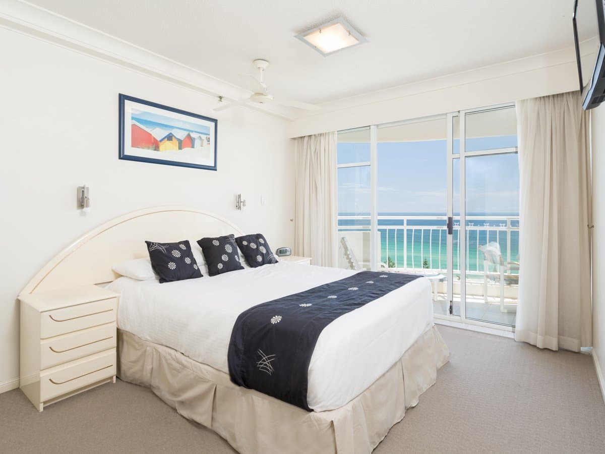 Furnished 2 Bedroom House in Burleigh Heads