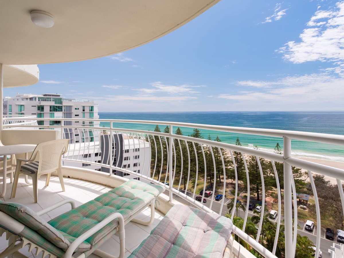 Furnished 2 Bedroom House in Burleigh Heads
