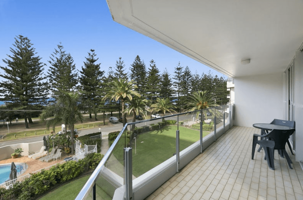 Furnished 2 Bedroom House in Burleigh Heads