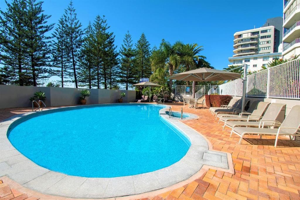 Furnished 2 Bedroom House in Burleigh Heads