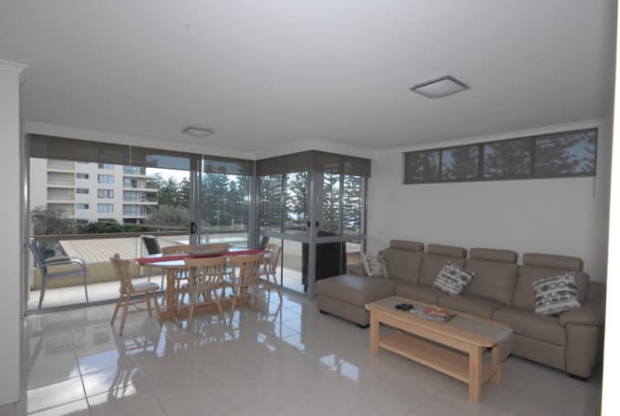 Furnished 2 Bedroom House in Burleigh Heads