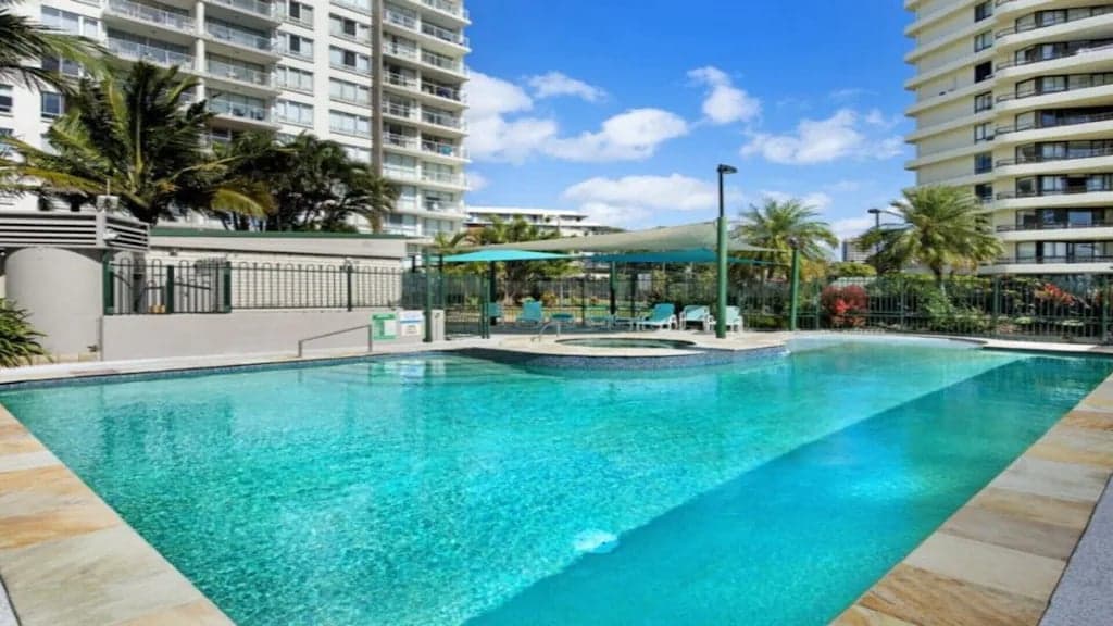 Furnished 2 Bedroom House in Burleigh Heads