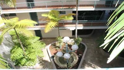 Furnished 1 Bedroom House in Burleigh Heads