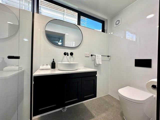 Furnished 2 Bedroom House in Palm Beach