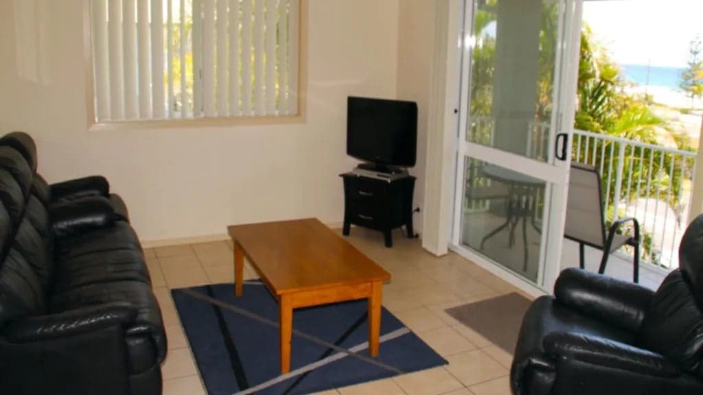 Furnished 2 Bedroom House in Palm Beach