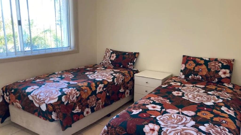 Furnished 2 Bedroom House in Palm Beach