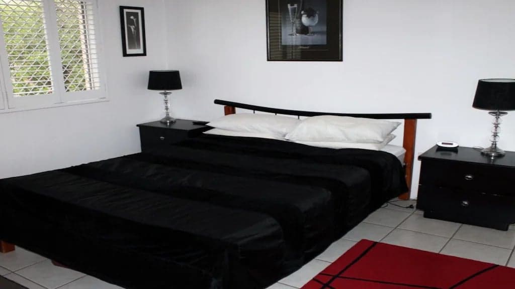 Furnished 3 Bedroom House in Burleigh Heads