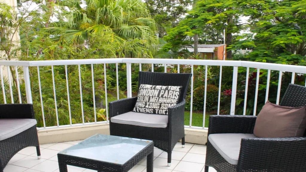 Furnished 3 Bedroom House in Burleigh Heads