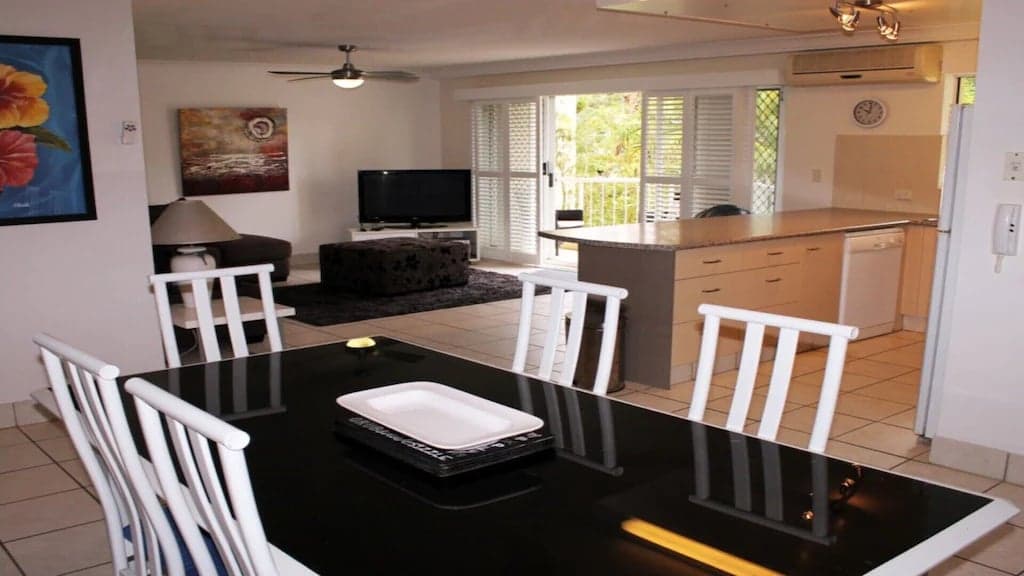 Furnished 3 Bedroom House in Burleigh Heads