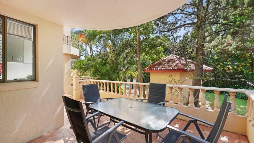 Furnished 2 Bedroom House in Mermaid Beach