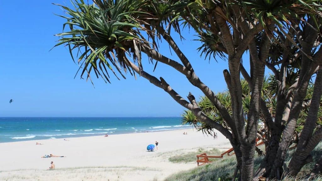 Furnished 2 Bedroom House in Mermaid Beach