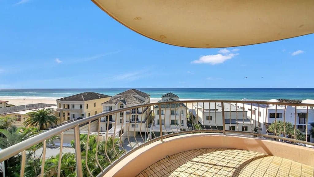 Furnished 2 Bedroom House in Palm Beach