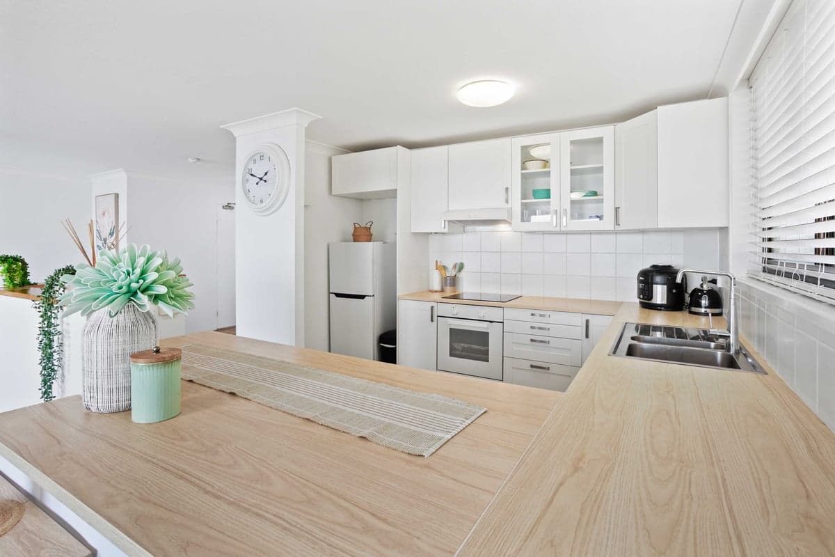 Furnished 3 Bedroom House in Mermaid Beach
