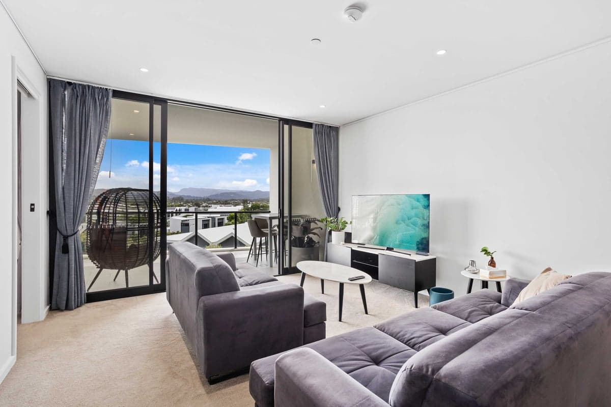 Furnished 2 Bedroom House in Palm Beach