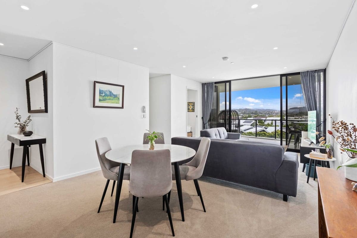 Furnished 2 Bedroom House in Palm Beach