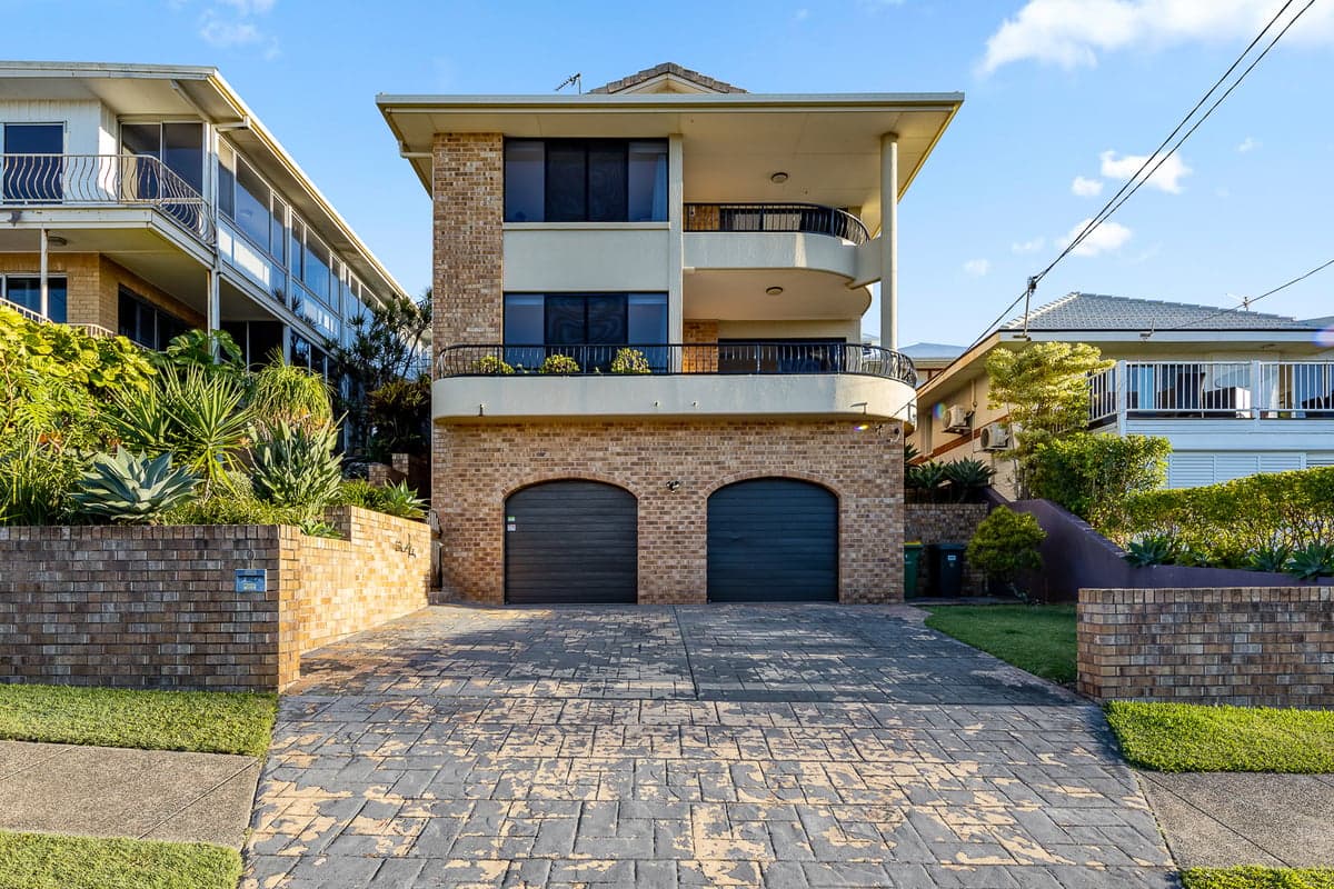 Furnished 4 Bedroom House in Miami