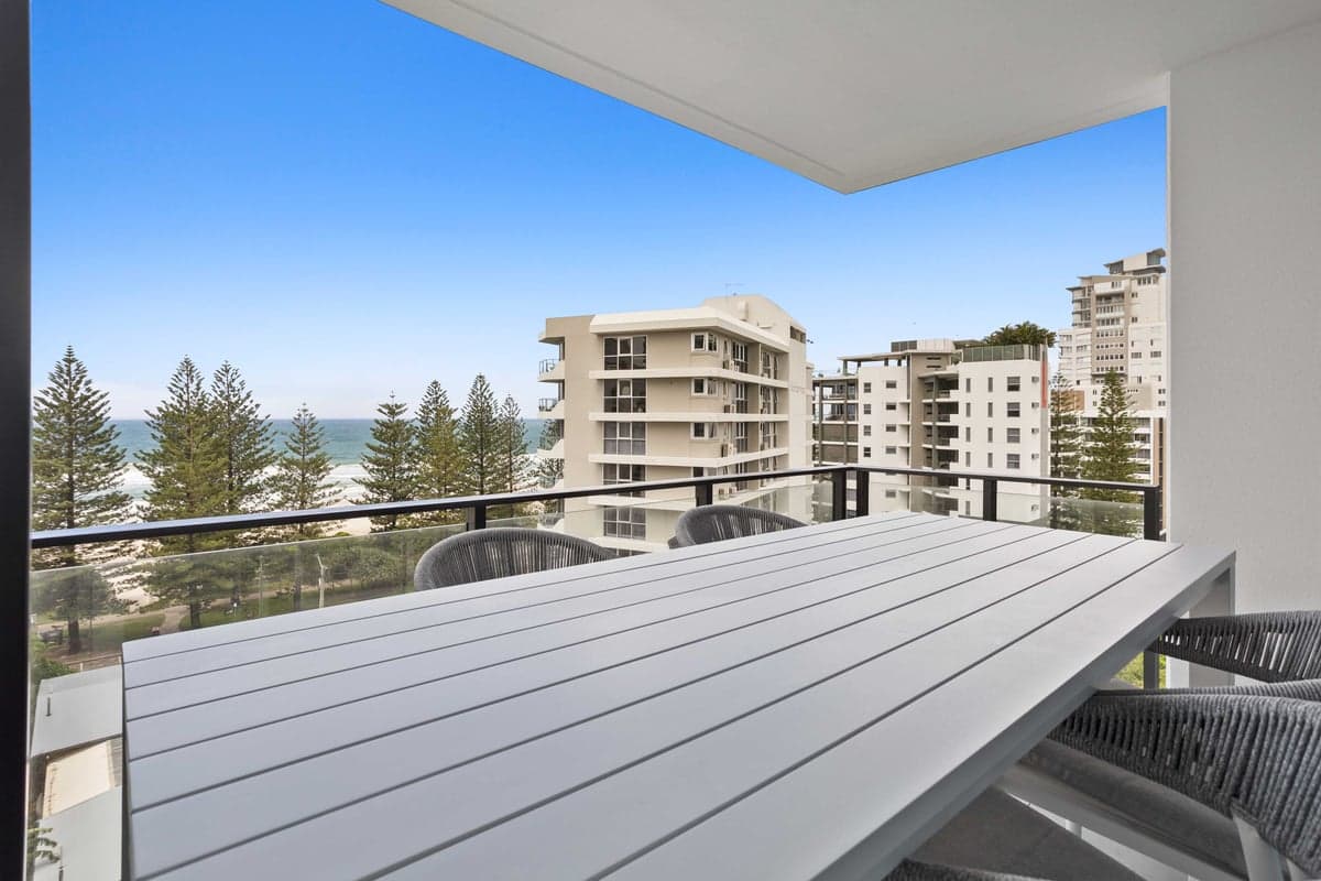 Furnished 2 Bedroom House in Burleigh Heads