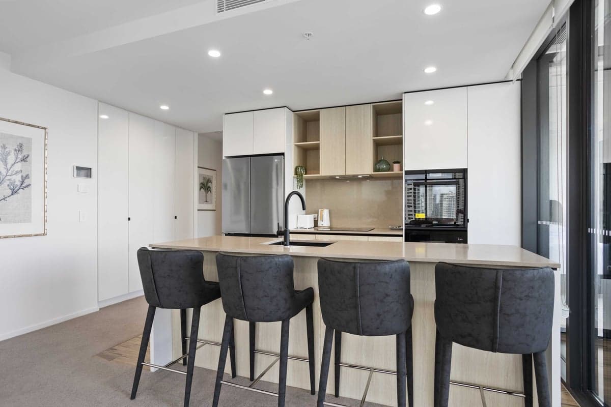 Furnished 2 Bedroom House in Burleigh Heads