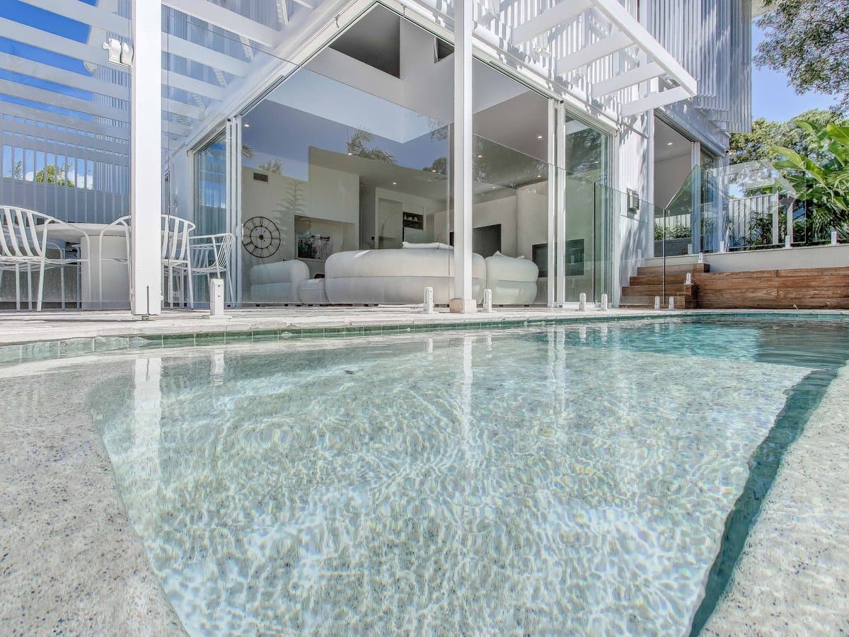 Furnished 3 Bedroom House in Mermaid Waters