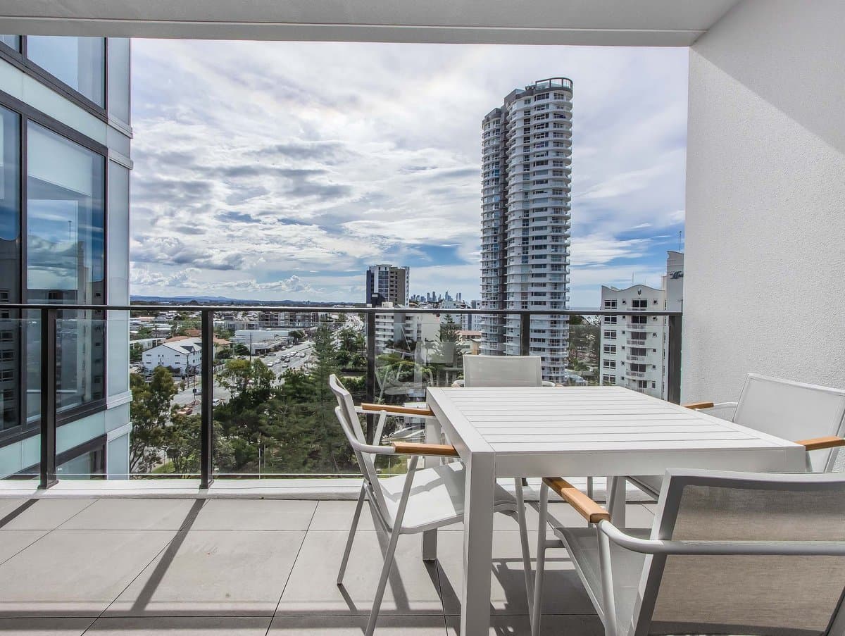 Furnished 2 Bedroom House in Burleigh Heads