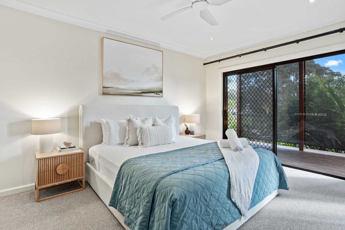 Furnished 5 Bedroom House in Burleigh Waters