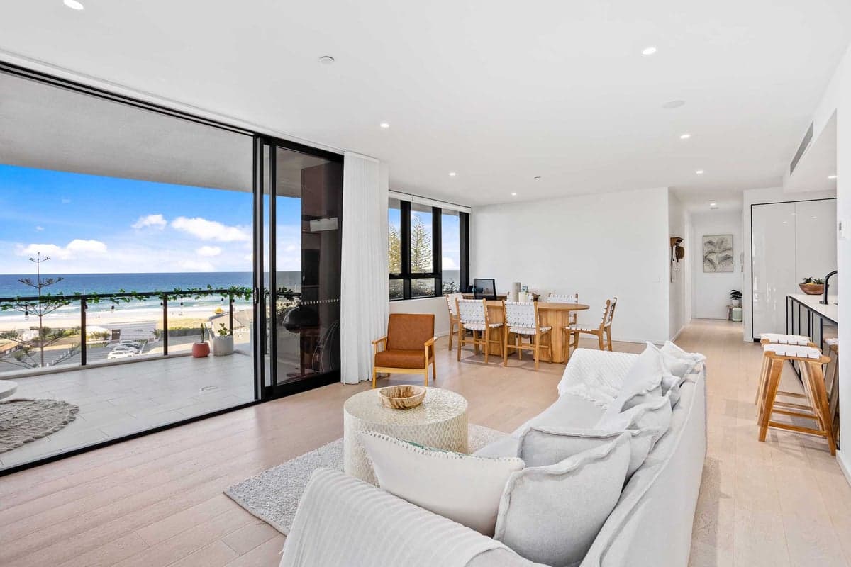 Furnished 3 Bedroom House in Palm Beach
