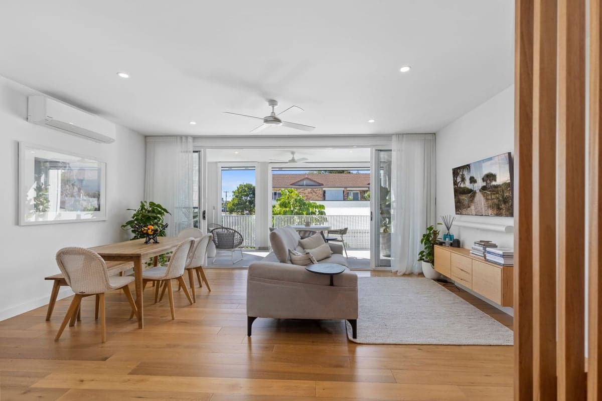 Furnished 3 Bedroom House in Palm Beach
