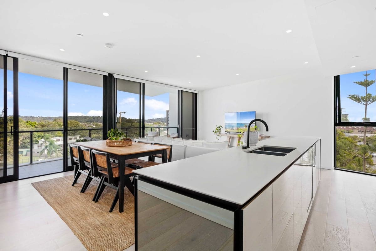 Furnished 2 Bedroom House in Palm Beach