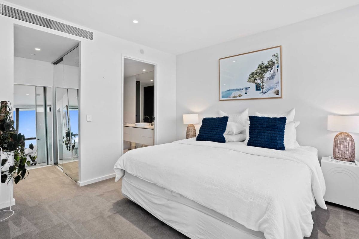Furnished 2 Bedroom House in Palm Beach