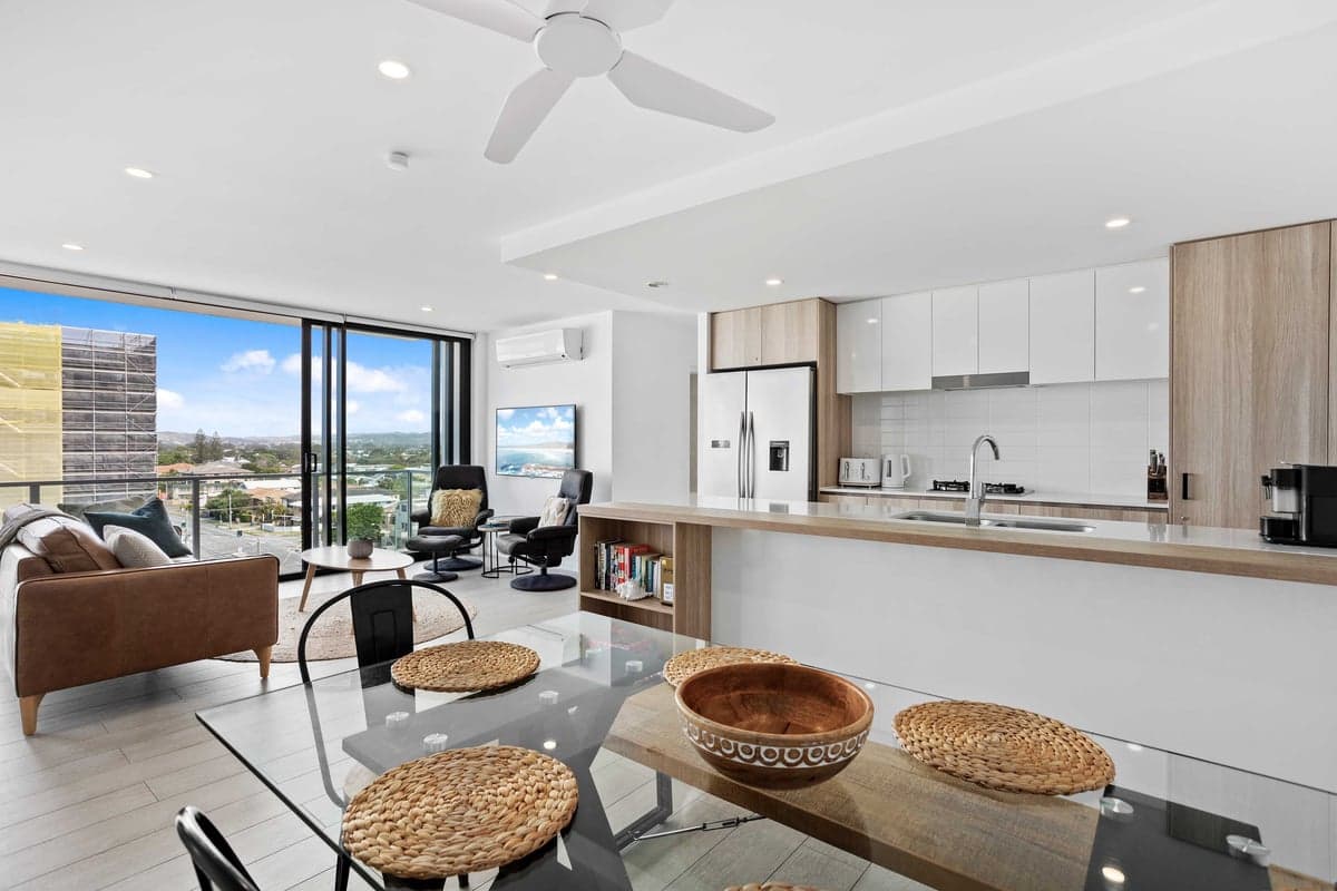 Furnished 2 Bedroom House in Palm Beach