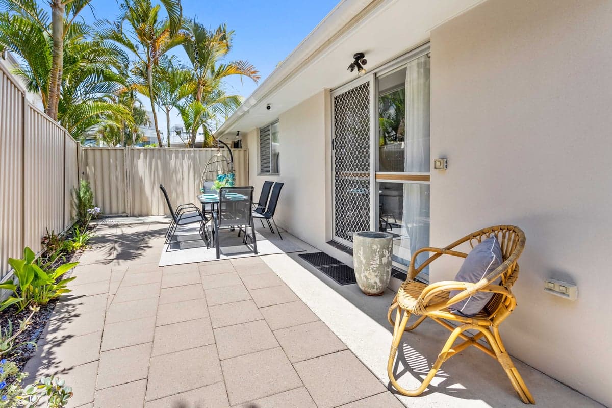 Furnished 2 Bedroom House in Miami