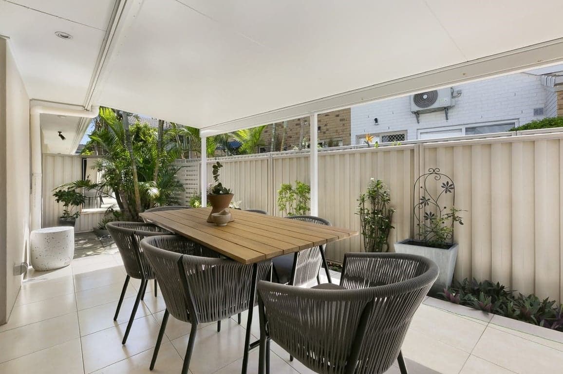 Furnished 4 Bedroom House in Miami