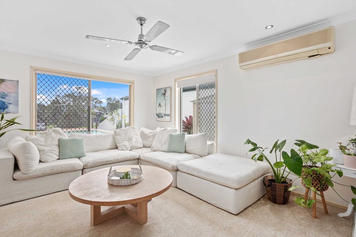 Furnished 3 Bedroom House in Burleigh Waters