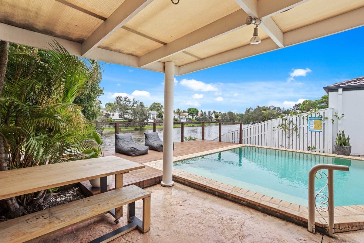 Furnished 3 Bedroom House in Burleigh Waters