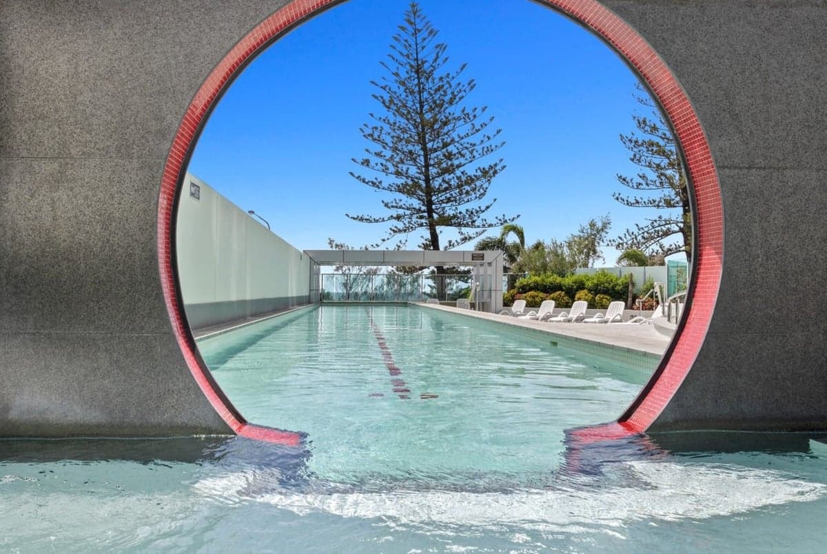 Furnished 2 Bedroom House in Coolangatta