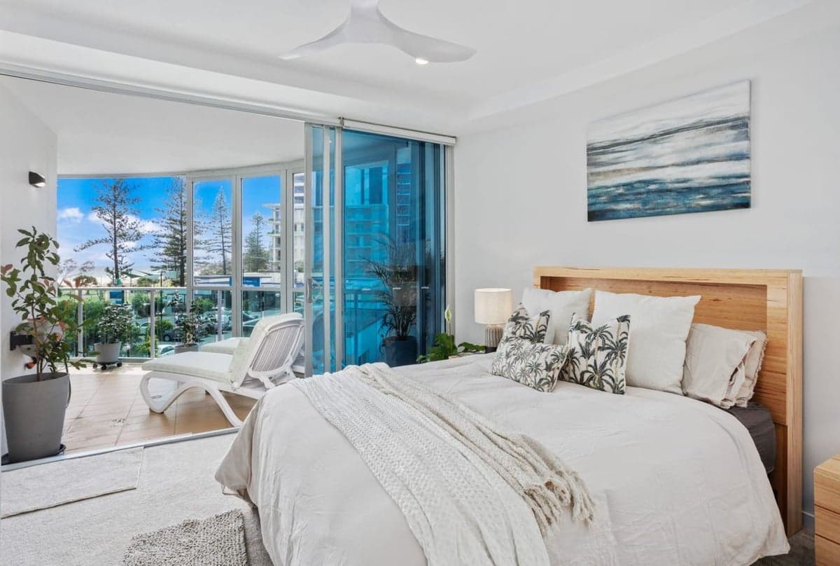 Furnished 2 Bedroom House in Coolangatta