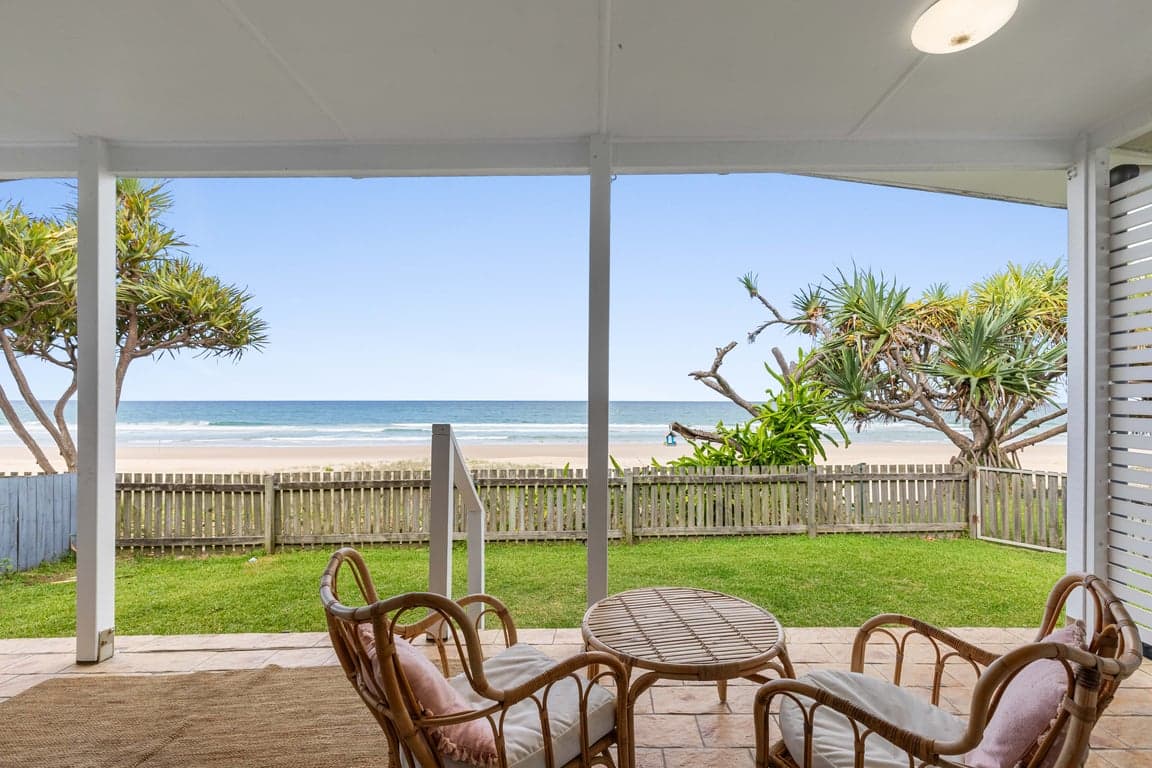 Furnished 3 Bedroom House in Mermaid Beach