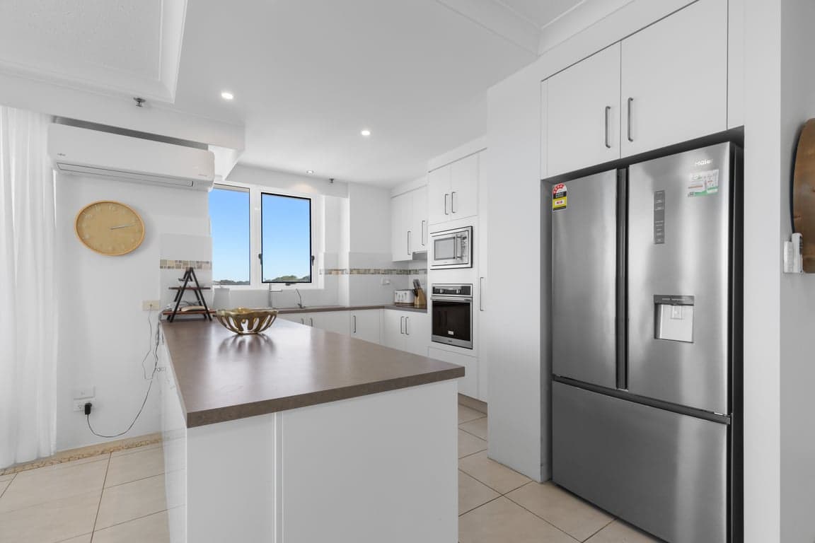 Furnished 3 Bedroom House in Burleigh Heads