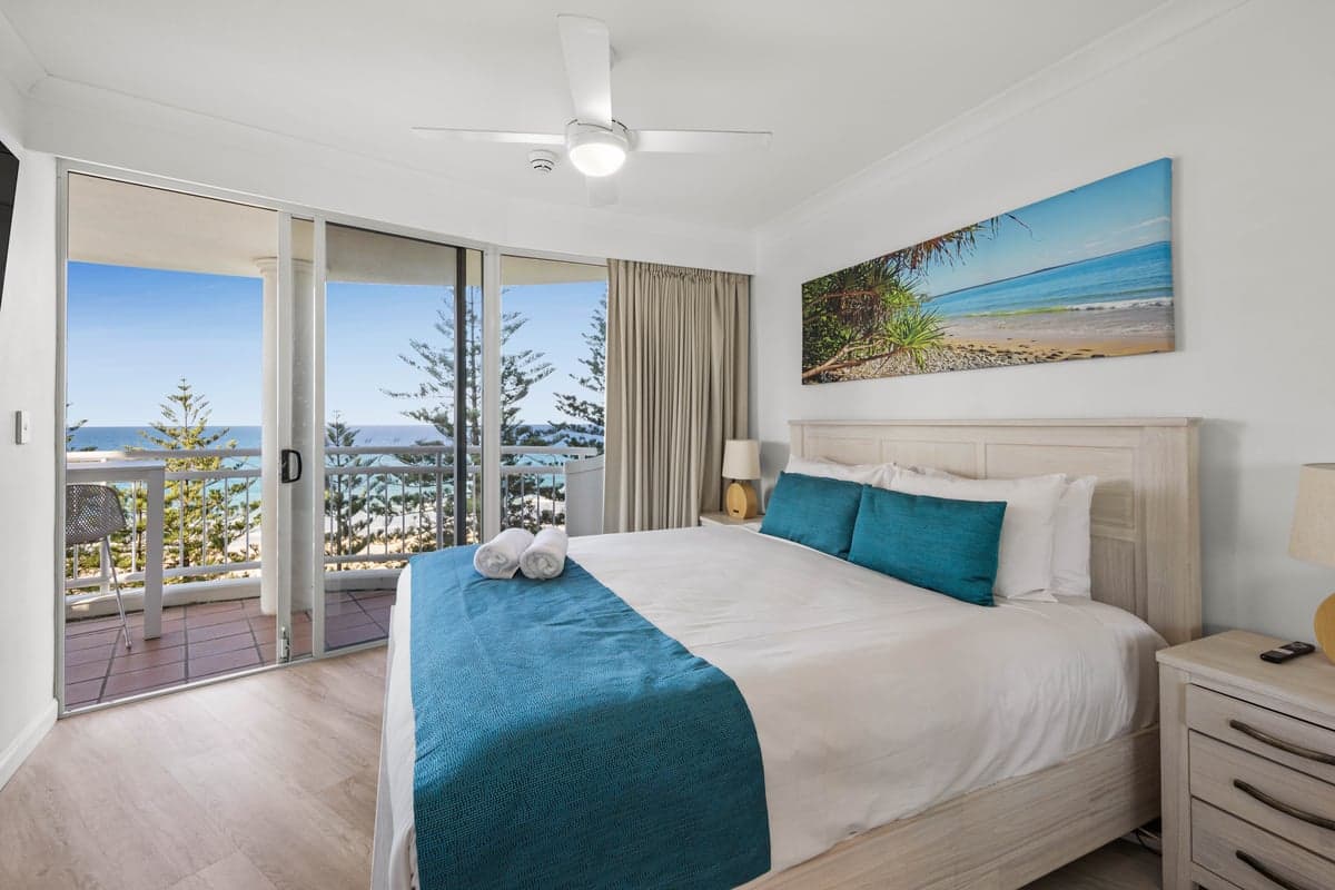 Furnished 1 Bedroom House in North Burleigh