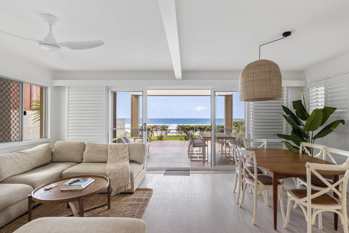 Furnished 3 Bedroom House in Mermaid Beach