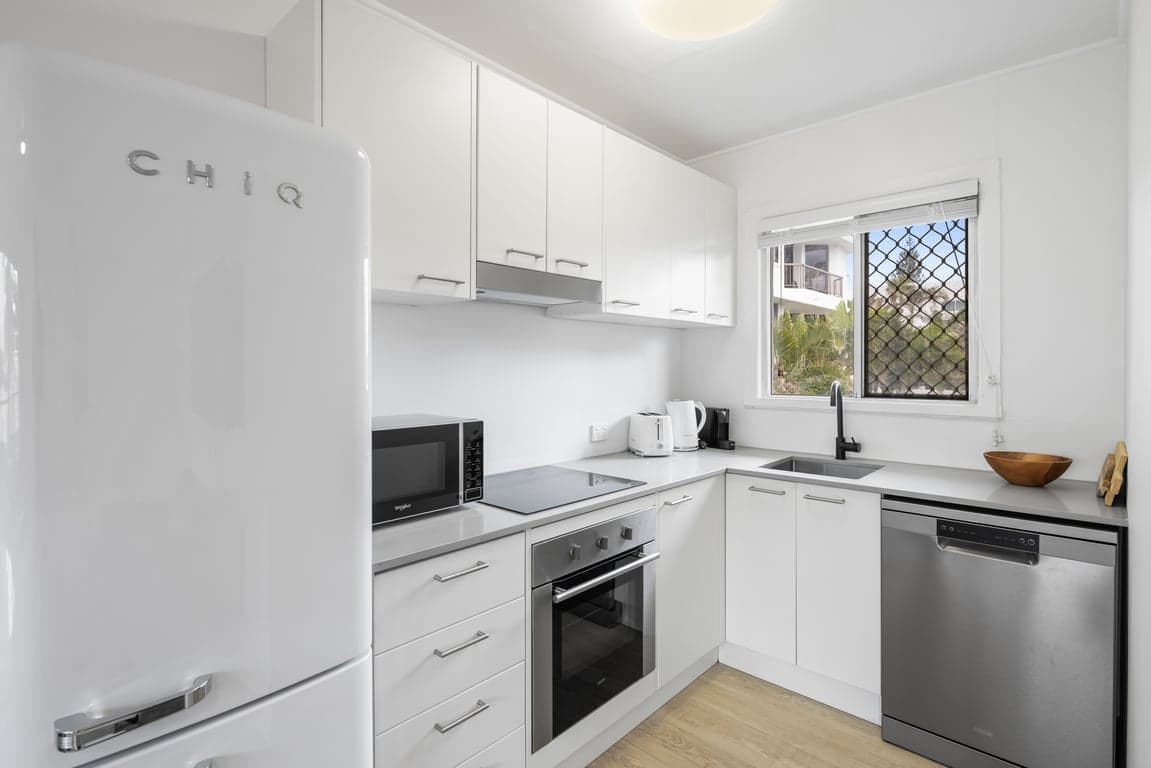 Furnished 2 Bedroom House in Mermaid Beach