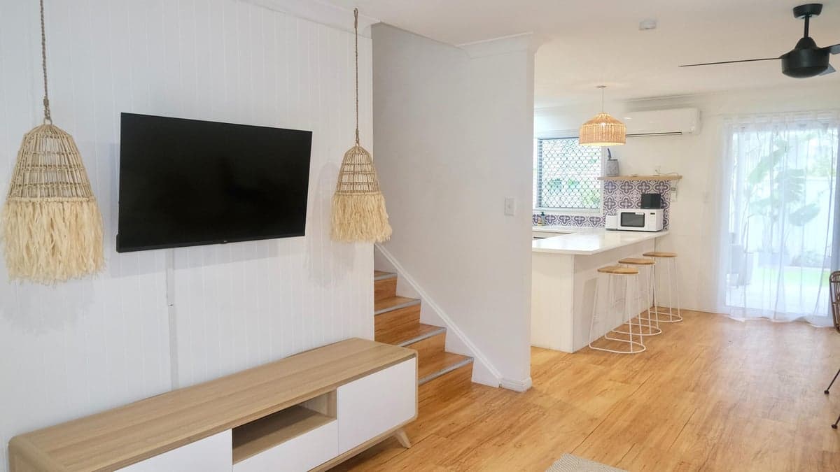 Furnished 3 Bedroom House in Coolangatta