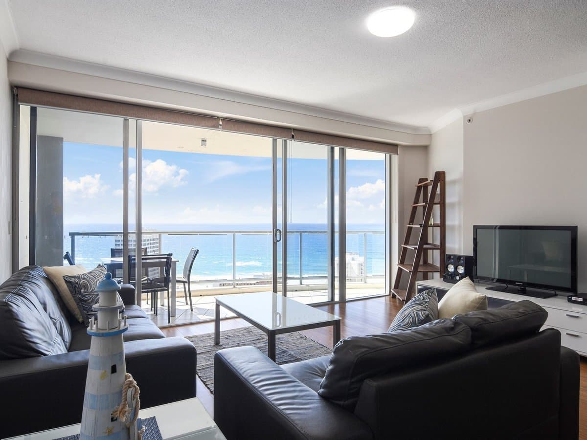 Furnished 3 Bedroom House in Surfers Paradise