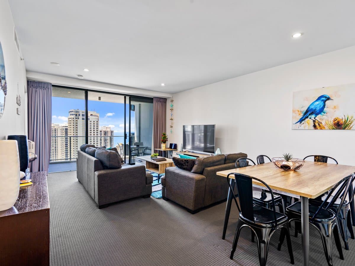 Furnished 2 Bedroom House in Surfers Paradise