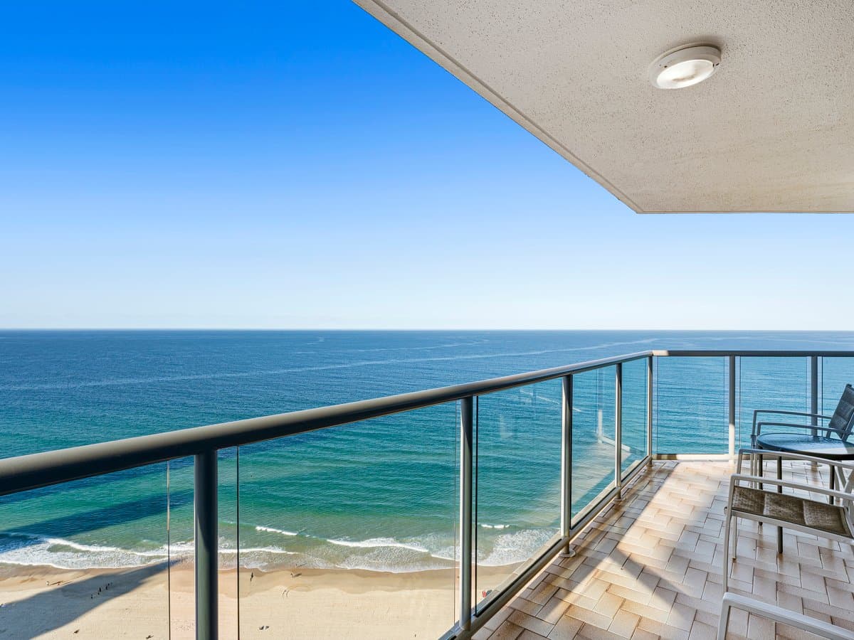 Furnished 2 Bedroom House in Surfers Paradise