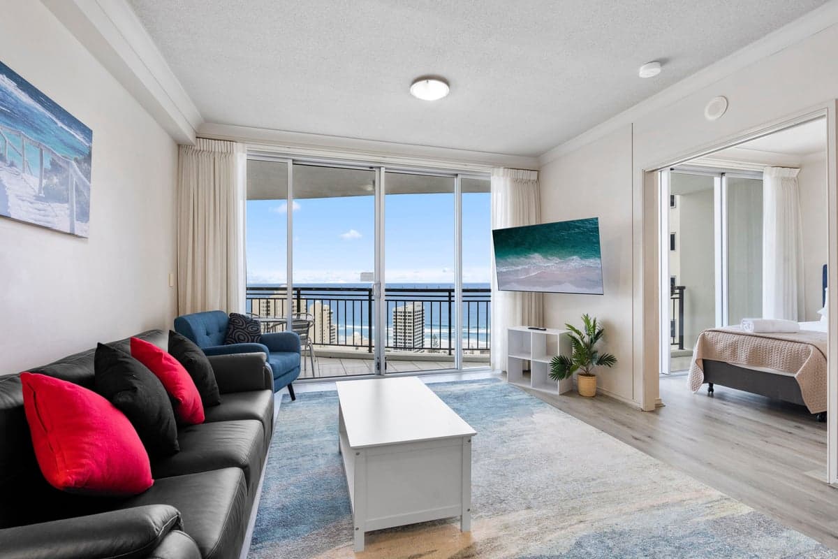 Furnished 2 Bedroom House in Surfers Paradise