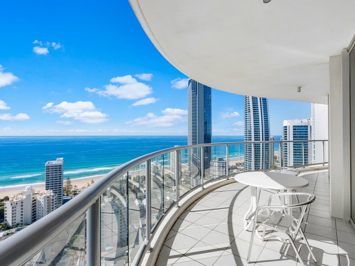 Furnished 2 Bedroom House in Surfers Paradise